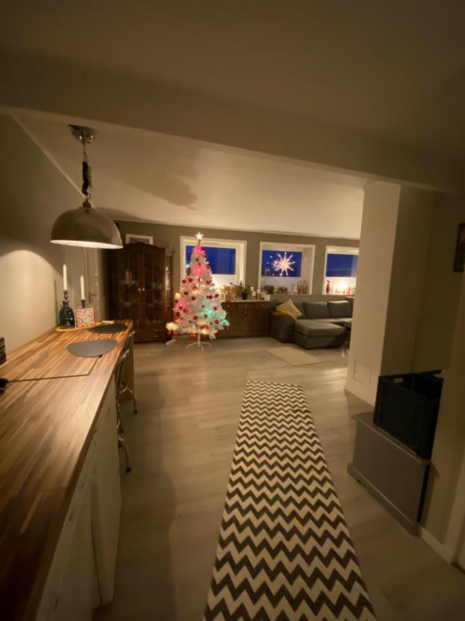 Lyngen, Mackay Appartment, Lyngen Lyngseidet Eksteriør billede