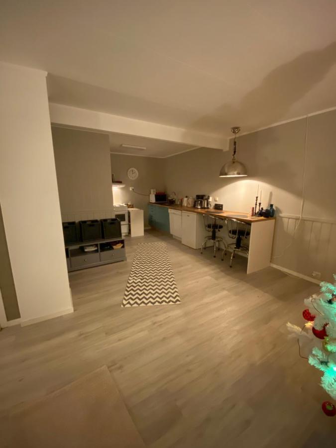 Lyngen, Mackay Appartment, Lyngen Lyngseidet Eksteriør billede