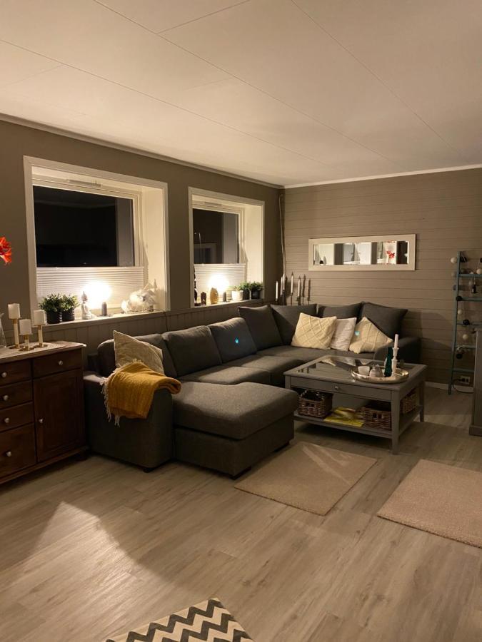 Lyngen, Mackay Appartment, Lyngen Lyngseidet Eksteriør billede