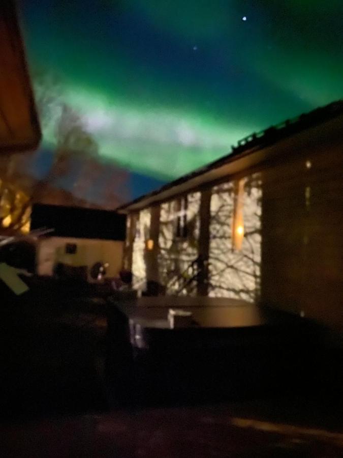 Lyngen, Mackay Appartment, Lyngen Lyngseidet Eksteriør billede